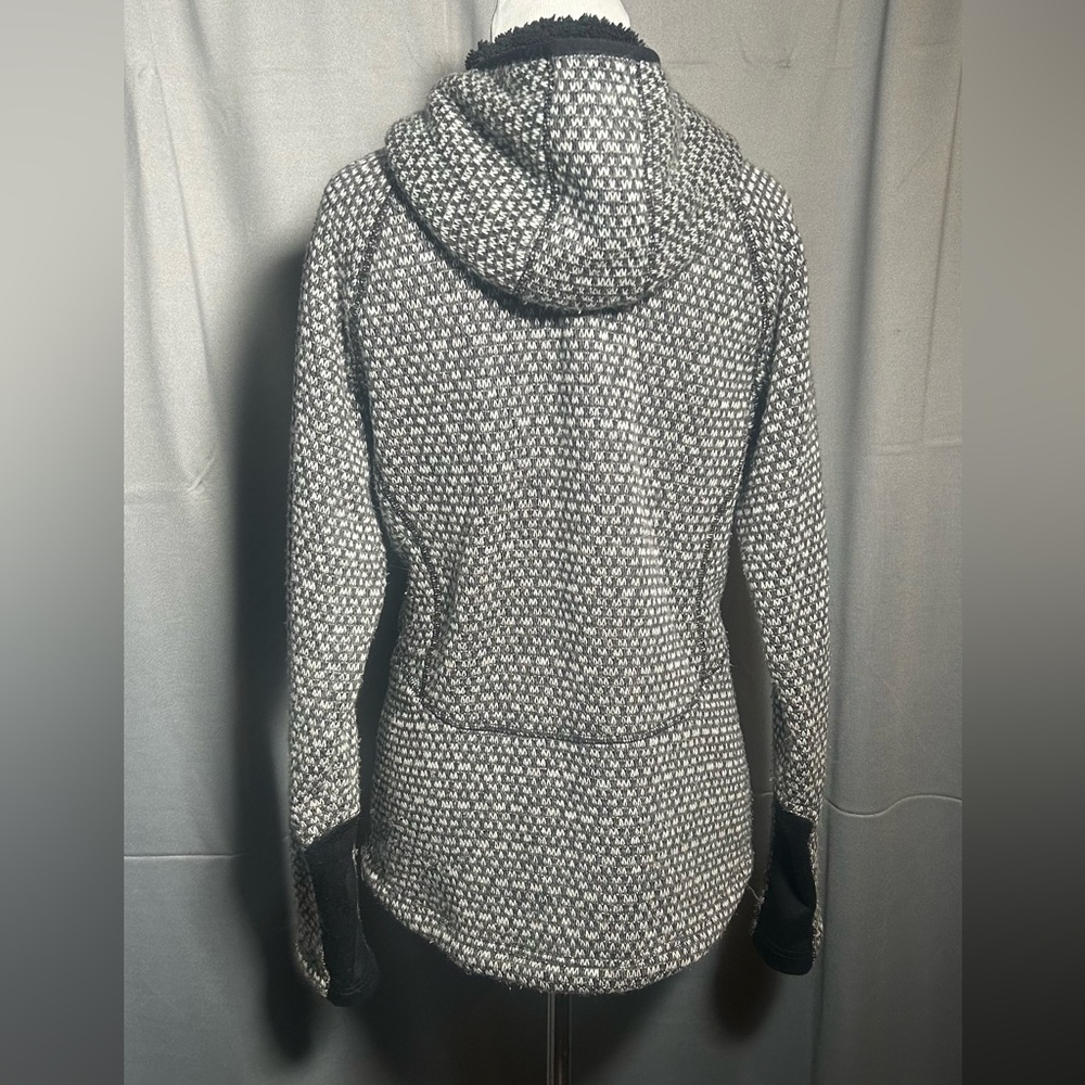Eddie Bauer Black and White Geometric Utility Jacket - Picture 3 of 4